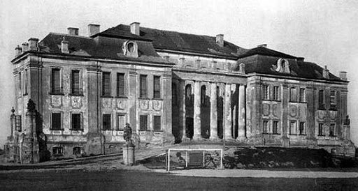 Замок князів любомирських